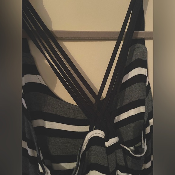 Calvin Klein Maxi Dress. - Picture 9 of 9